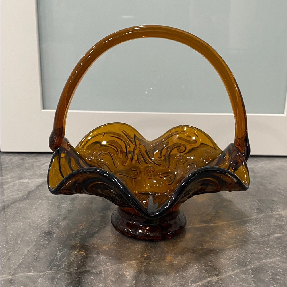 Beautiful Vintage Amber Glass Basket Decorative Bowl